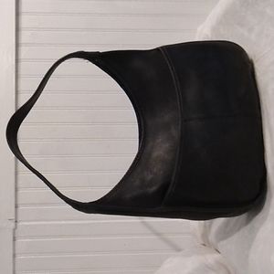 FINAL DROP! 😍 Authentic Vintage Coach Shoulder Bag